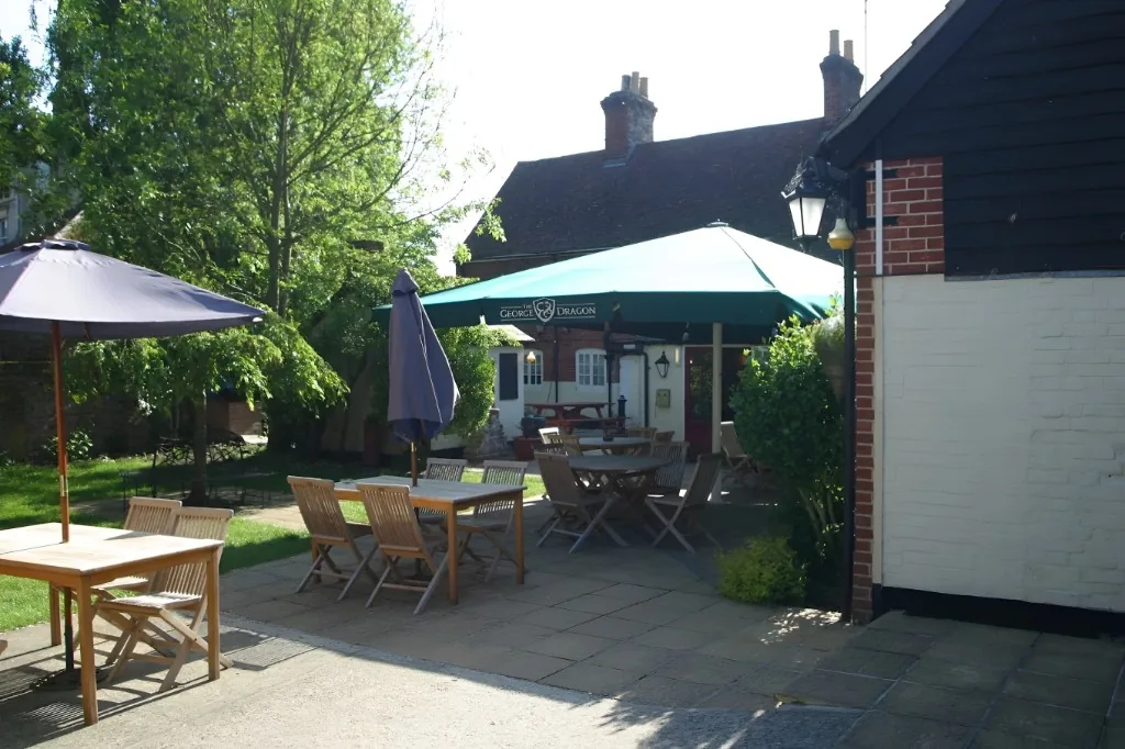 The George & Dragon: Brand application